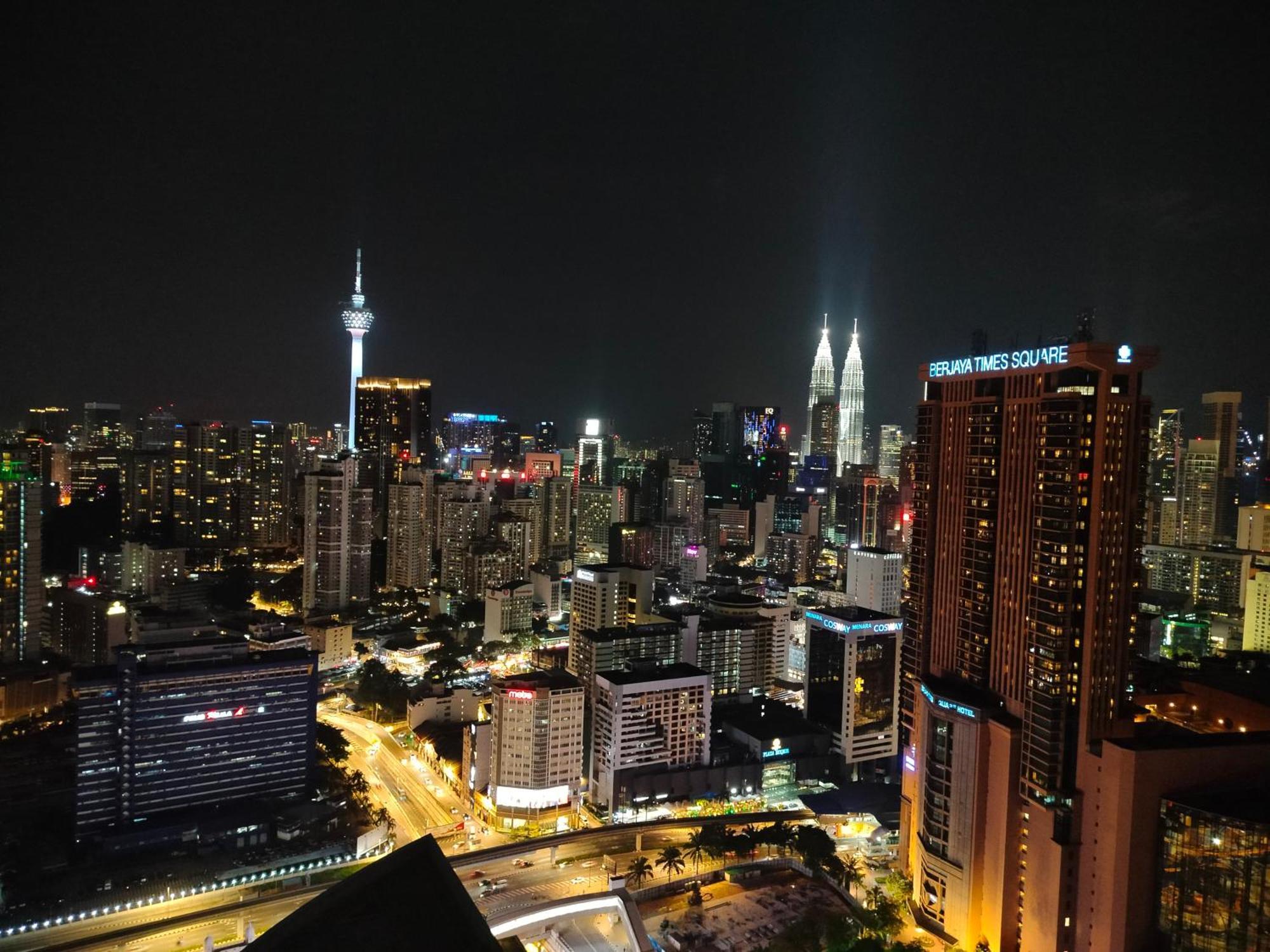 Lucentia Residence Bbcc @ Lalaport Kuala Lumpur Ngoại thất bức ảnh